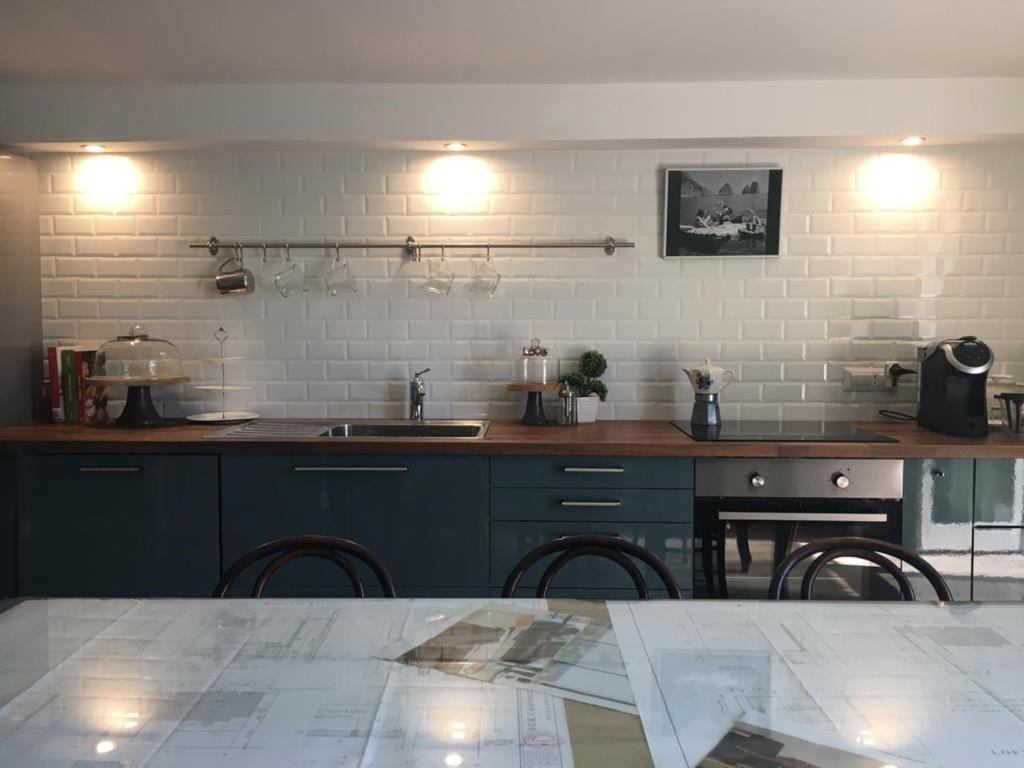 Apartamento La Casa Di Marcello Torre Annunziata Exterior foto